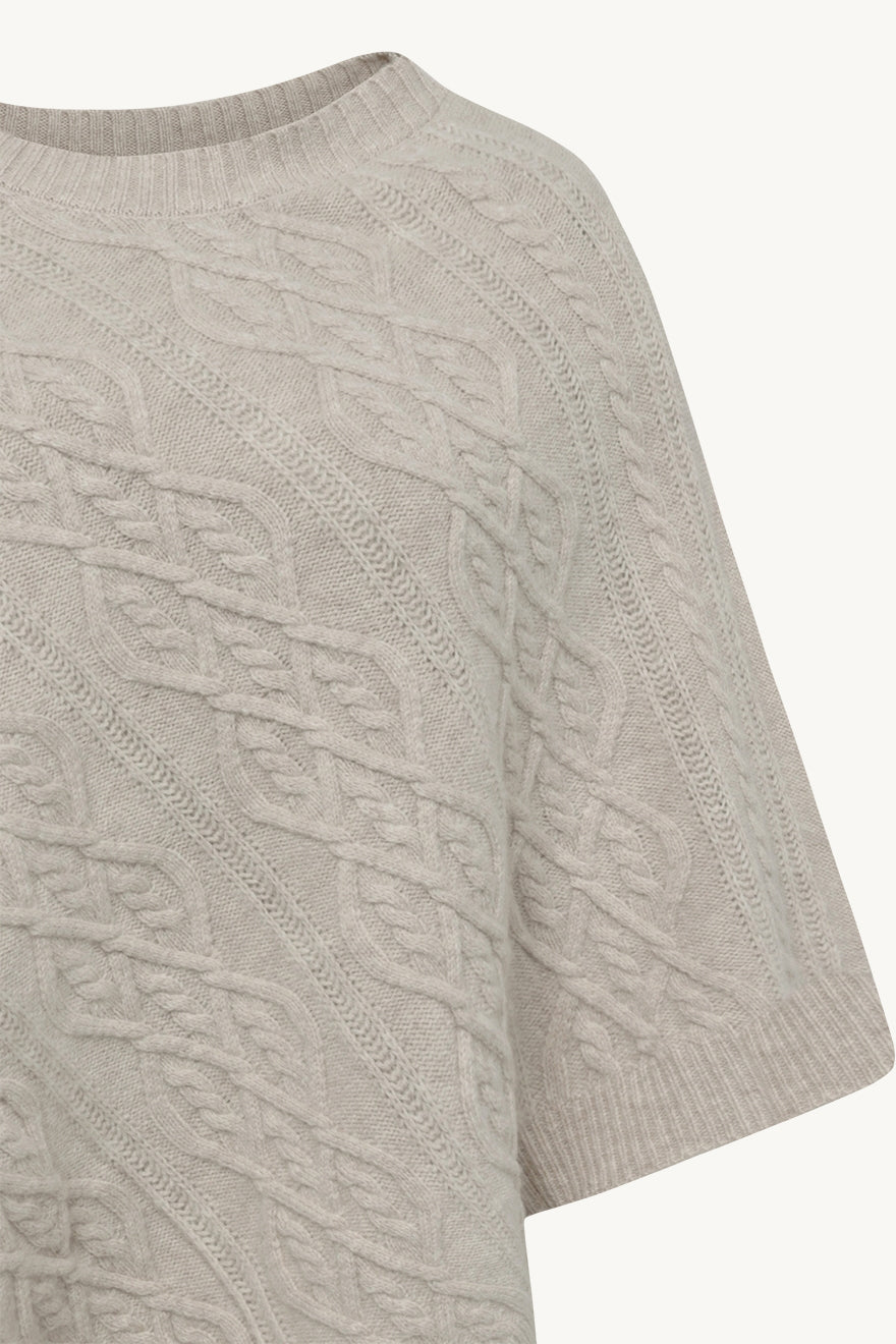 Claire Feluca Poncho